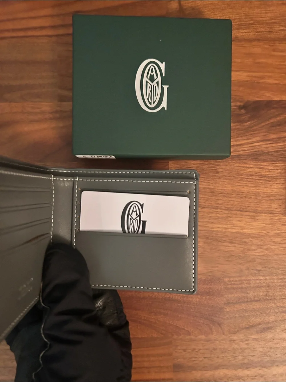 Goyard Grey Wallet with Yellow Microfiber Cloth with Green Box - Men Accessories